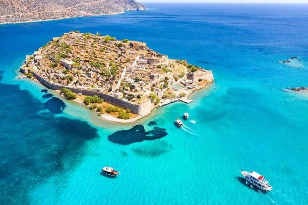 Private transfer from Agios Nikolaos to Plaka